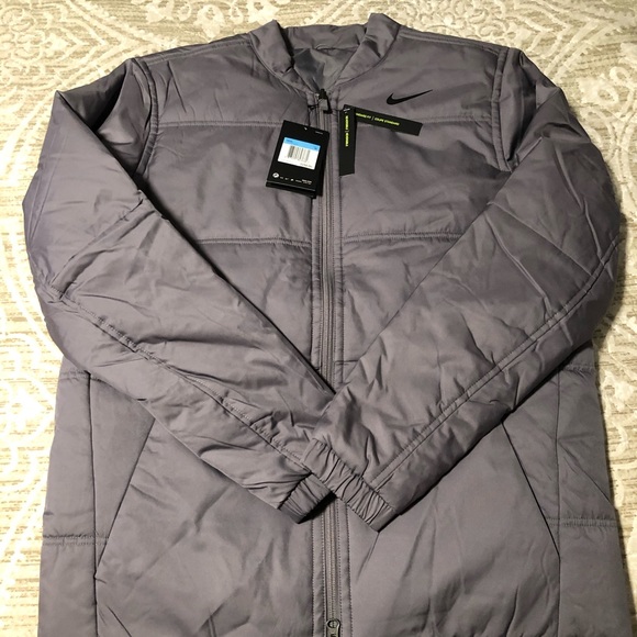 Nike Men’s Synthetic-Fill Reversible Jacket - Picture 6 of 9